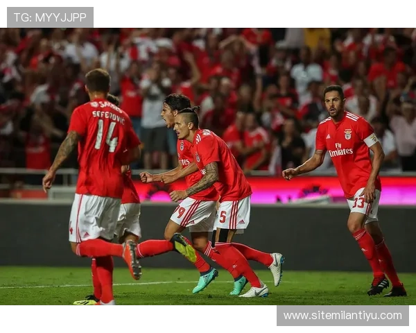 AC米兰对阵萨索洛：比赛战术解析、比分预测与赛季影响分析